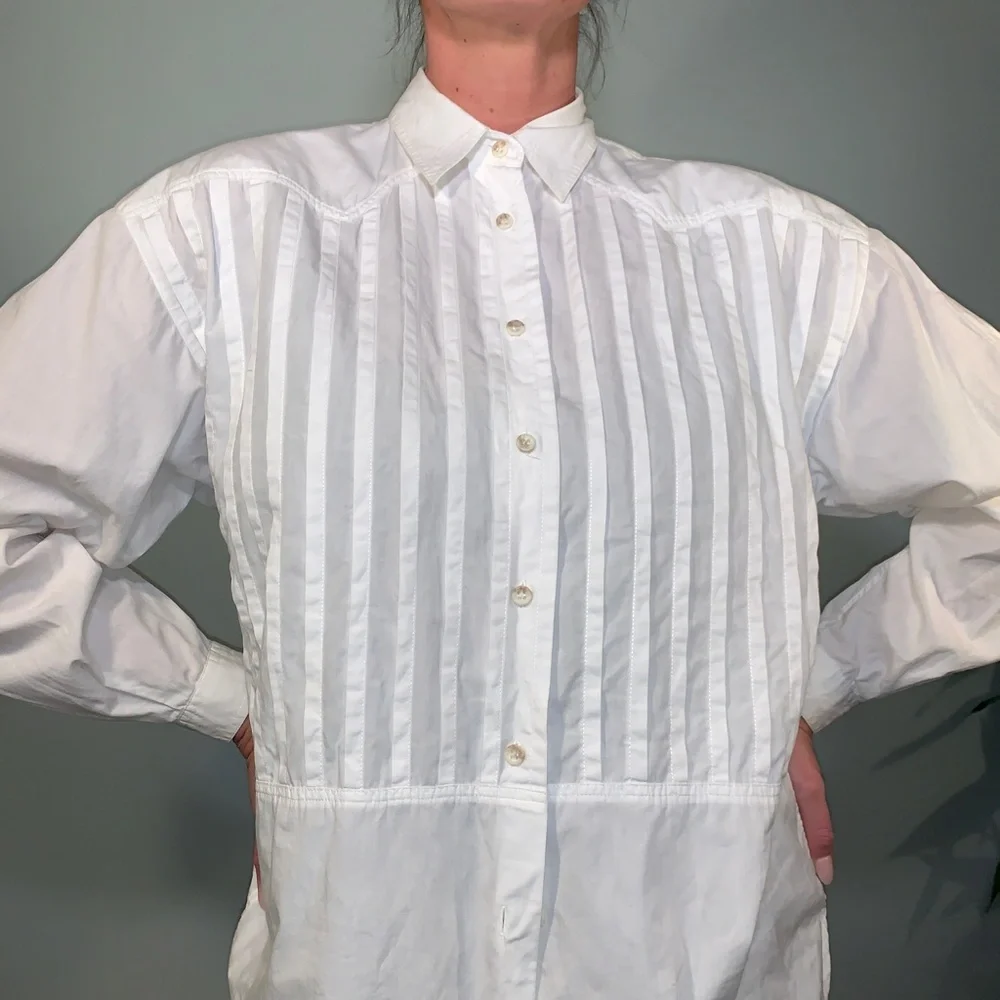 vintage white button down shirt / liz claiborne pleated long sleeve blouse / M - Picture 1 of 5